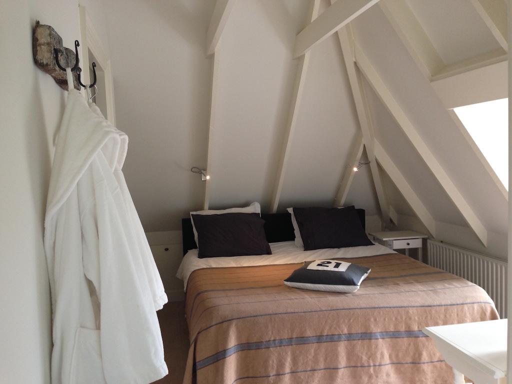 Room One-Twenty-One Naarden Habitación foto